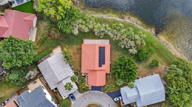 2360 Dover, Weston, FL 33326