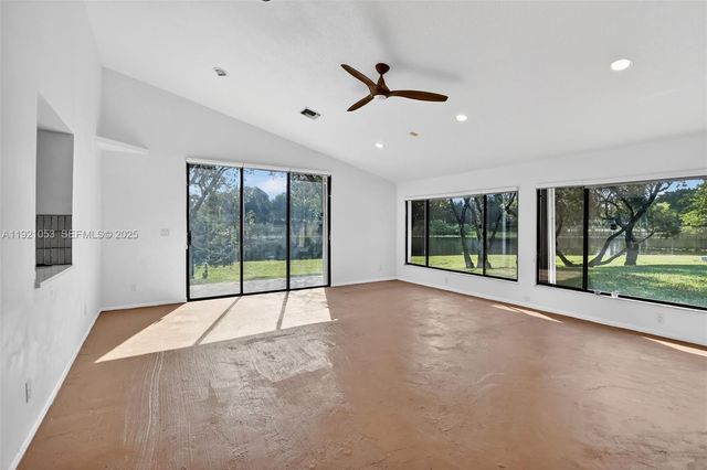 2360 Dover, Weston, FL 33326