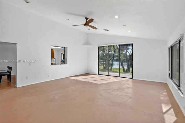 2360 Dover, Weston, FL 33326