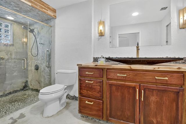 2360 Dover, Weston, FL 33326