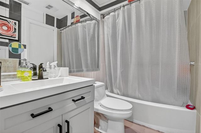 2360 Dover, Weston, FL 33326