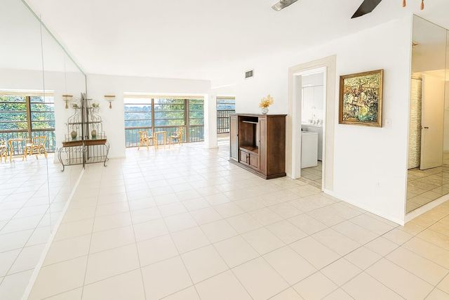 1300 SW 122nd Ave 415-2, Miami, FL 33184