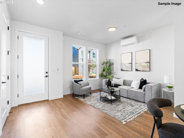 3260 Se 115th Ave, Portland, OR 97266