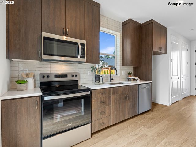 3260 Se 115th Ave, Portland, OR 97266