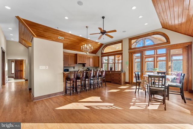 3535 MEADOW RD, Sandston, VA 23150