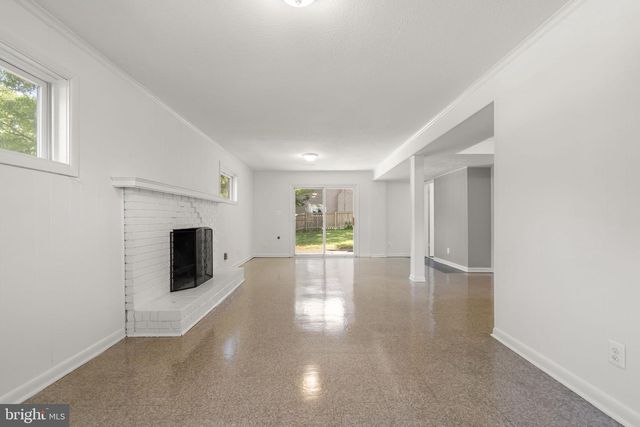 9109 DRAKE PL, College Park, MD 20740