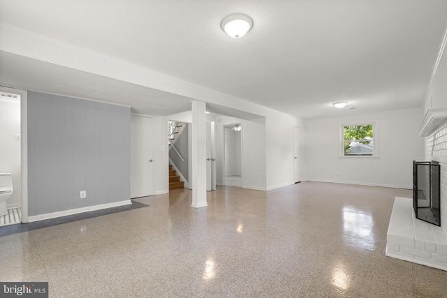 9109 DRAKE PL, College Park, MD 20740