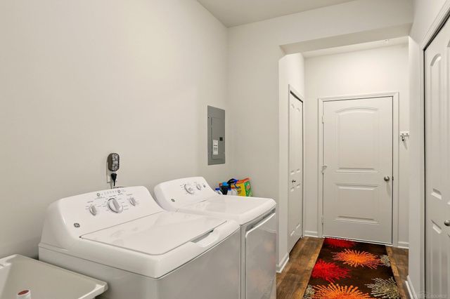 21925 Andover Drive, Macomb Twp, MI 48042