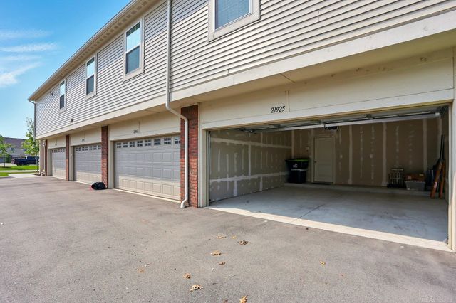 21925 Andover Drive, Macomb Twp, MI 48042