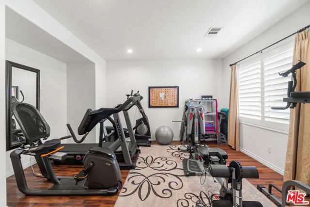 6390 N Angels Peak Drive, San Bernardino, CA 92407