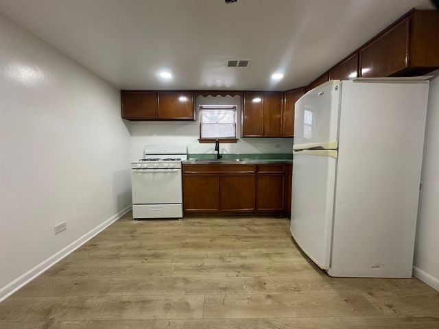 3000 N Austin Avenue G, Chicago, IL 60634