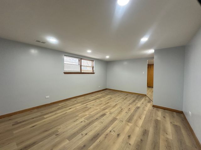 3000 N Austin Avenue G, Chicago, IL 60634