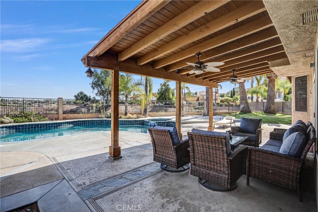17102 Whispering Brook, Riverside, CA 92503 — photo 4