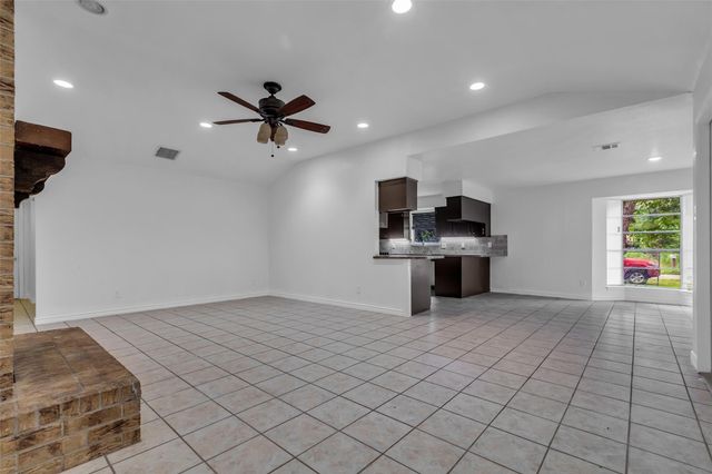 15353 Arrowhead Bend, Willis, TX 77378