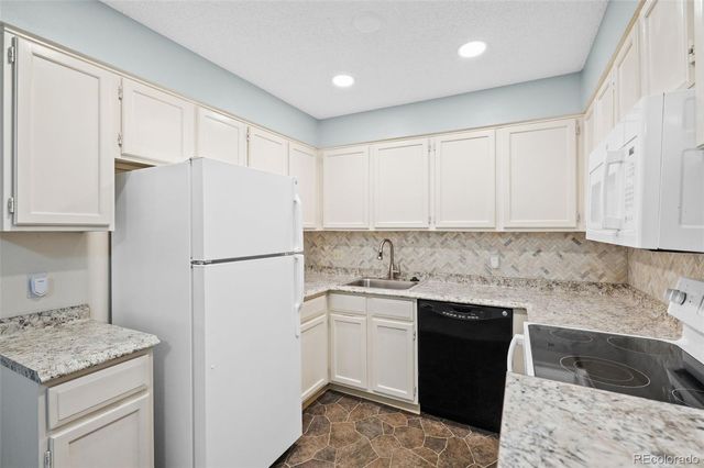 3330 S Ammons Street 10-101, Lakewood, CO 80227