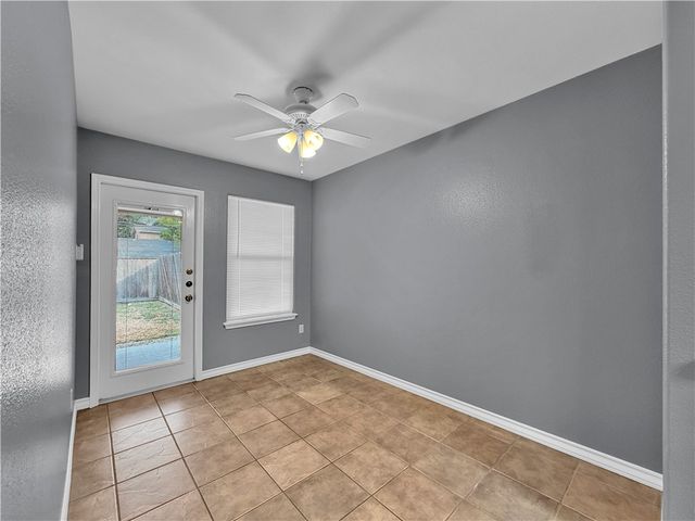 326 Oleander Ave A, Corpus Christi, TX 78404