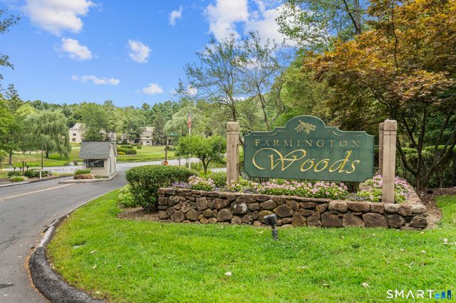 43 Great Meadow Lane 22C, Farmington, CT 06001