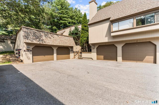 43 Great Meadow Lane 22C, Farmington, CT 06001