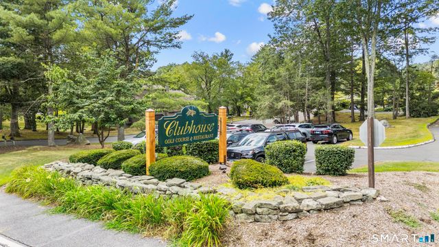 43 Great Meadow Lane 22C, Farmington, CT 06001