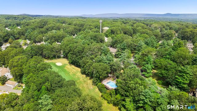 43 Great Meadow Lane 22C, Farmington, CT 06001