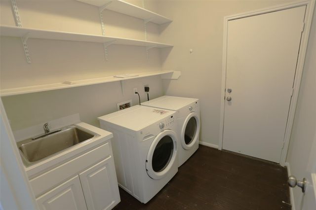 3327 Summerwood Lane, Pearland, TX 77584