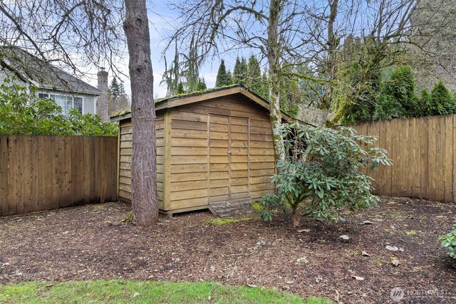 3515 Gainsborough Court SE, Olympia, WA 98501