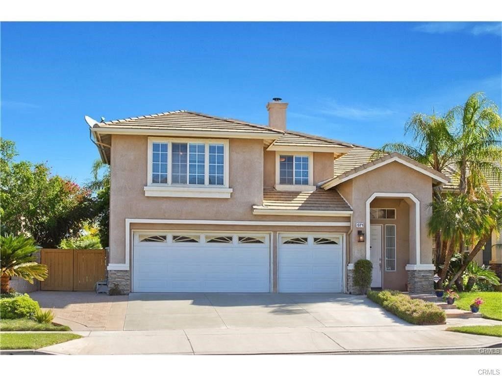 Image 1 of property listing at 971 Trovita, Corona, CA 92881