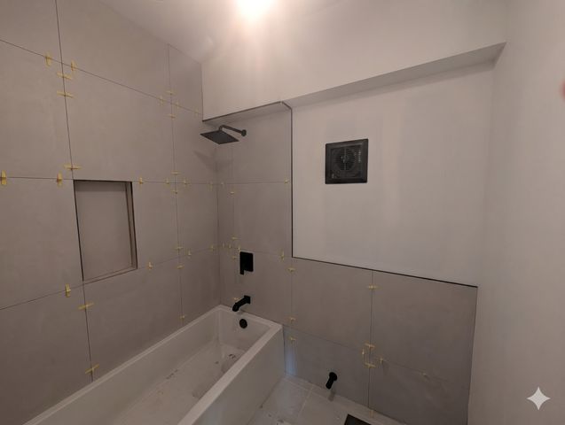 1835 N Bissell Street 3F, Chicago, IL 60614