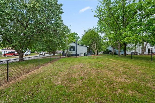 2106 Joseph Street, Burlington, NC 27215