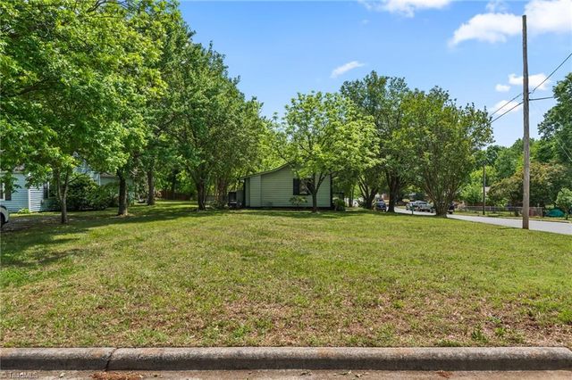 2106 Joseph Street, Burlington, NC 27215