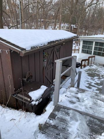 129 Meadow Lane, Edgerton, WI 53534