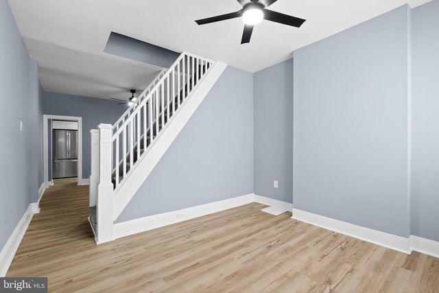 2715 E THOMPSON ST, Philadelphia, PA 19134