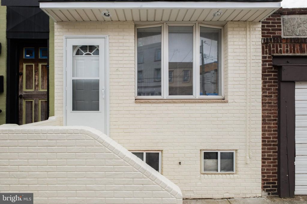 2715 E THOMPSON ST, PHILADELPHIA, PA 19134 — photo 2