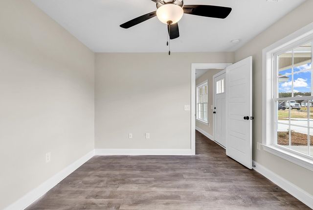 986 Inglewood Dr., Loris, SC 29569