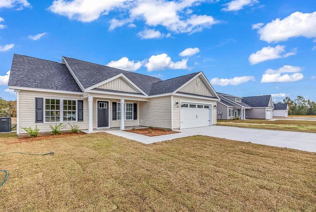 986 Inglewood Dr., Loris, SC 29569