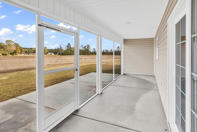 986 Inglewood Dr., Loris, SC 29569
