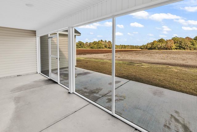 986 Inglewood Dr., Loris, SC 29569