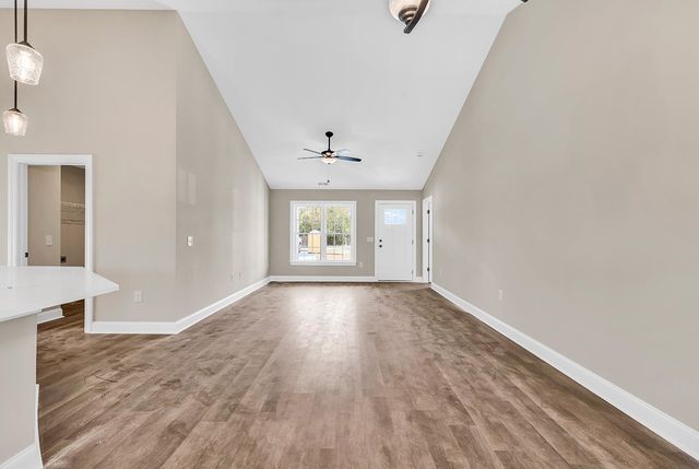 986 Inglewood Dr., Loris, SC 29569