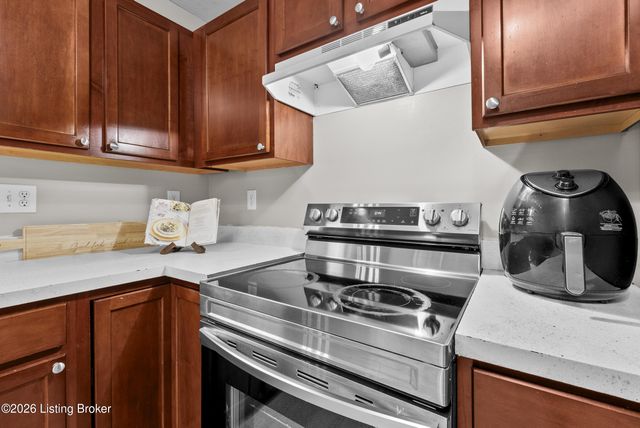 12304 Dominion Way, Louisville, KY 40299