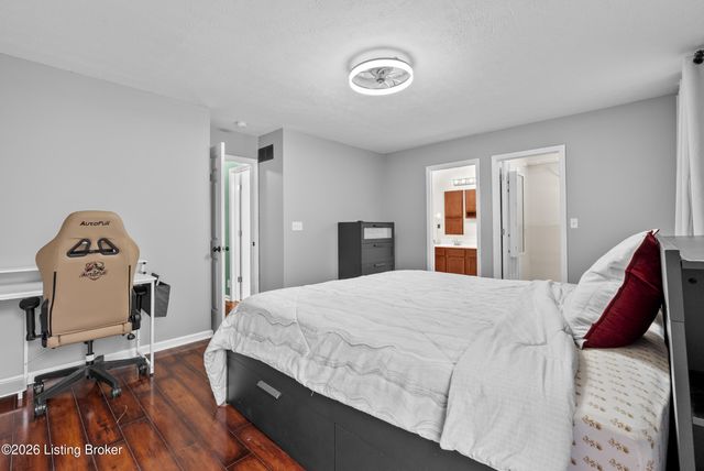 12304 Dominion Way, Louisville, KY 40299