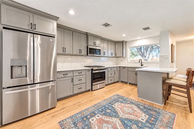 1006 Archer Street, Houston, TX 77009