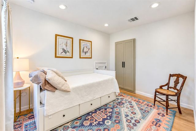 1006 Archer Street, Houston, TX 77009