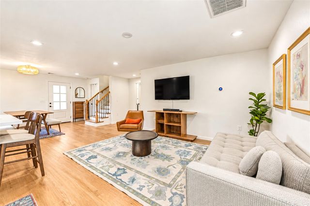 1006 Archer Street, Houston, TX 77009