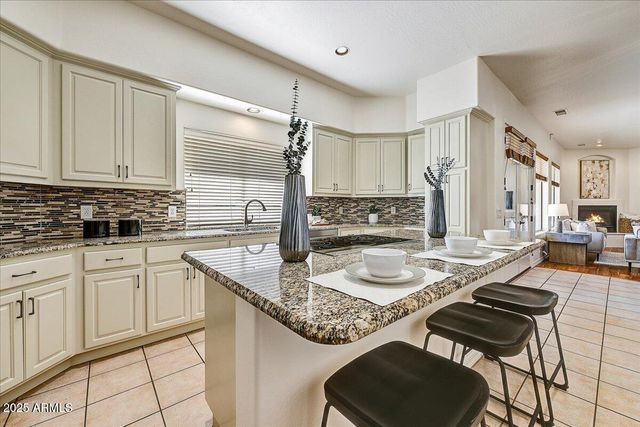 4409 E JANICE Way, Phoenix, AZ 85032