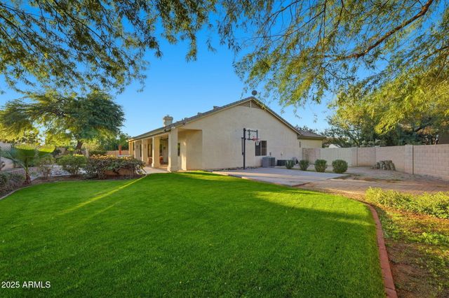 4409 E JANICE Way, Phoenix, AZ 85032