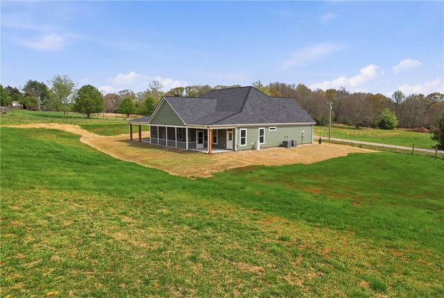 736 Stewart Gin Road, Liberty, SC 29657