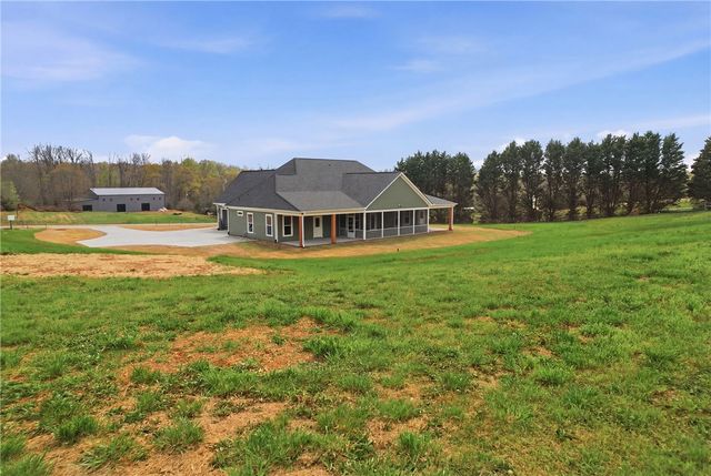 736 Stewart Gin Road, Liberty, SC 29657