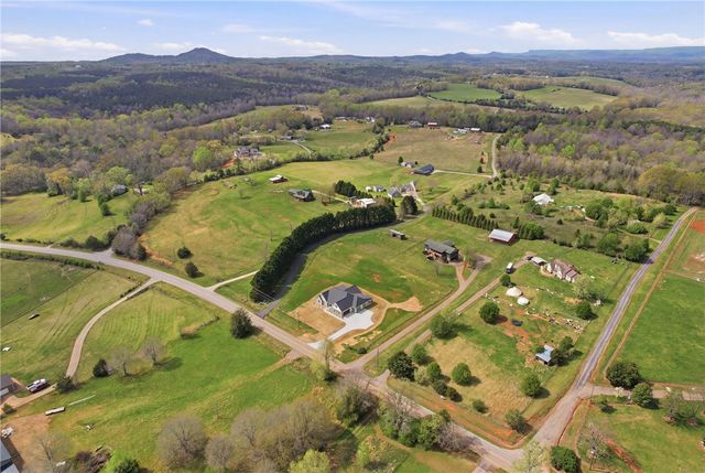 736 Stewart Gin Road, Liberty, SC 29657