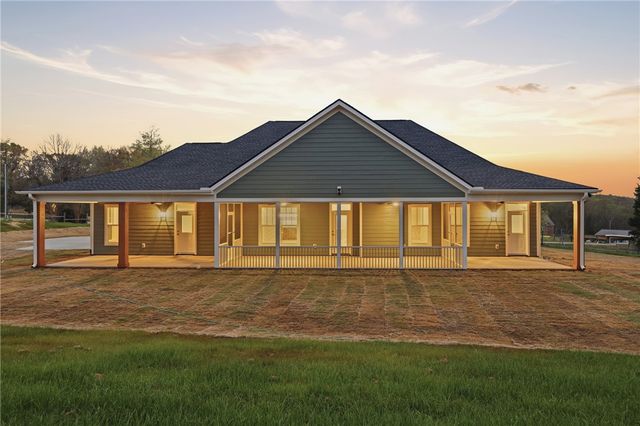 736 Stewart Gin Road, Liberty, SC 29657