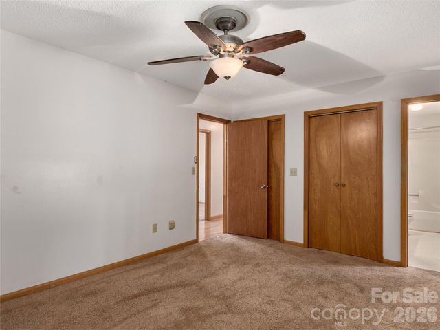 63 Independence Boulevard, Asheville, NC 28805